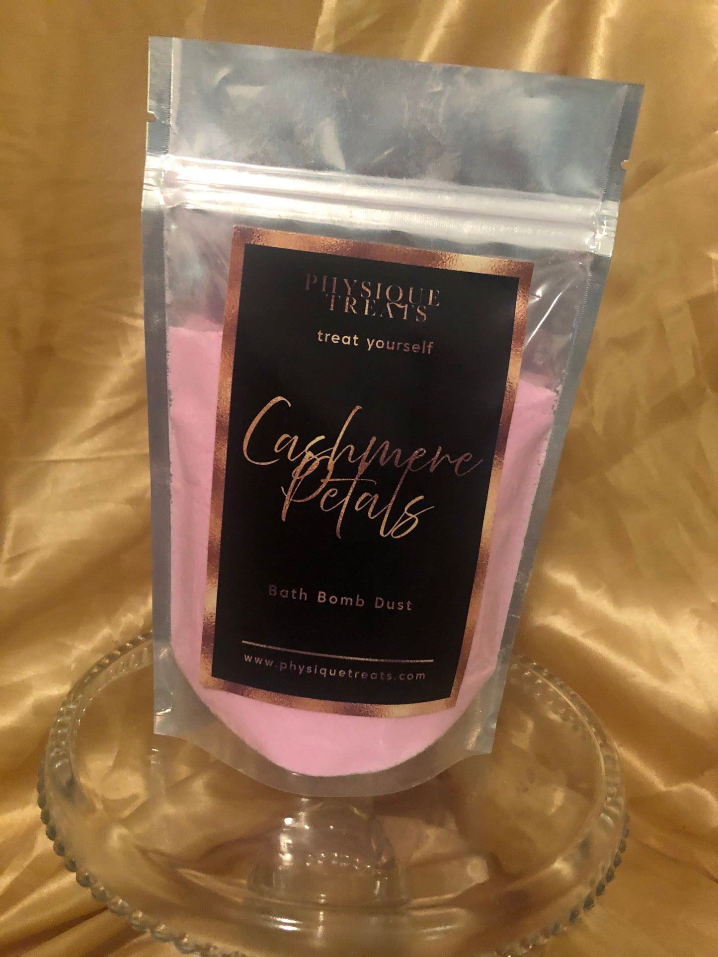 Cashmere Petals  Bath Bomb Fizzy